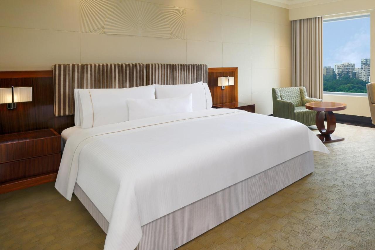 เดอะ เวสทิน ปูเน โกเรคาออน พาร์ค Hotel ปูเน่ ภายนอก รูปภาพ