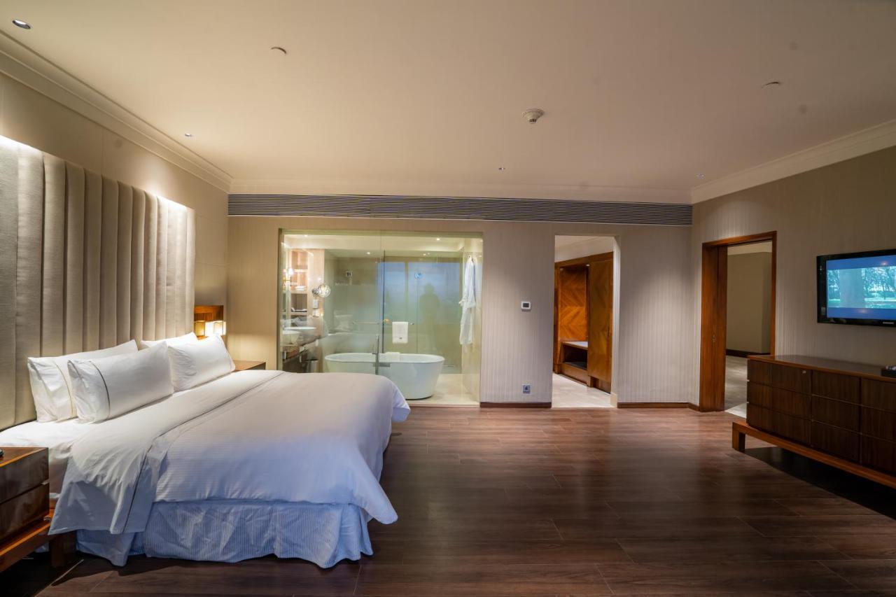 เดอะ เวสทิน ปูเน โกเรคาออน พาร์ค Hotel ปูเน่ ภายนอก รูปภาพ