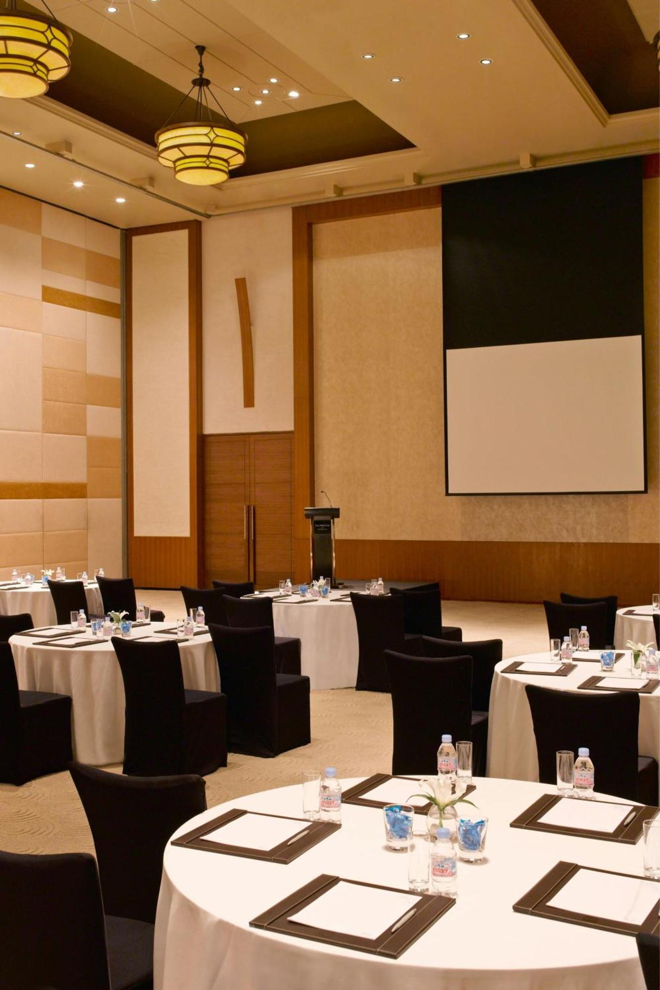เดอะ เวสทิน ปูเน โกเรคาออน พาร์ค Hotel ปูเน่ ภายนอก รูปภาพ