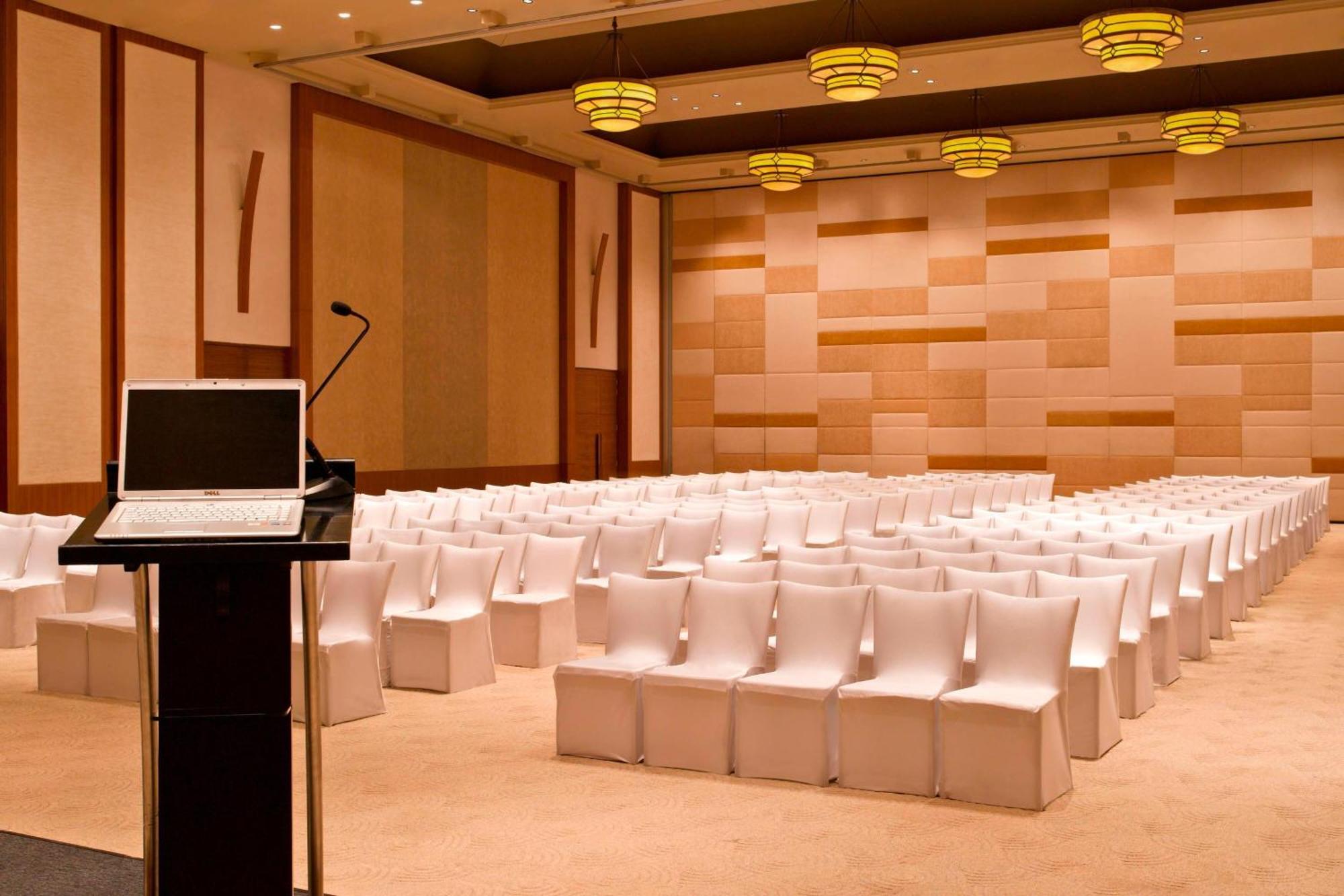 เดอะ เวสทิน ปูเน โกเรคาออน พาร์ค Hotel ปูเน่ ภายนอก รูปภาพ